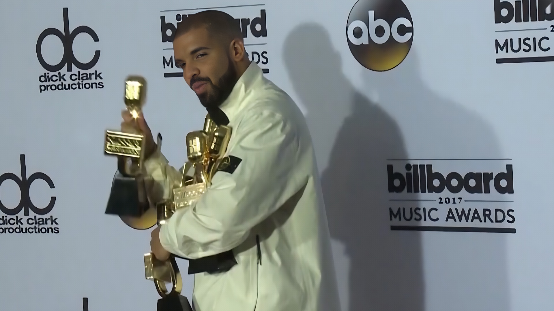 Fans responded worldwide. Streams surged across the globe.