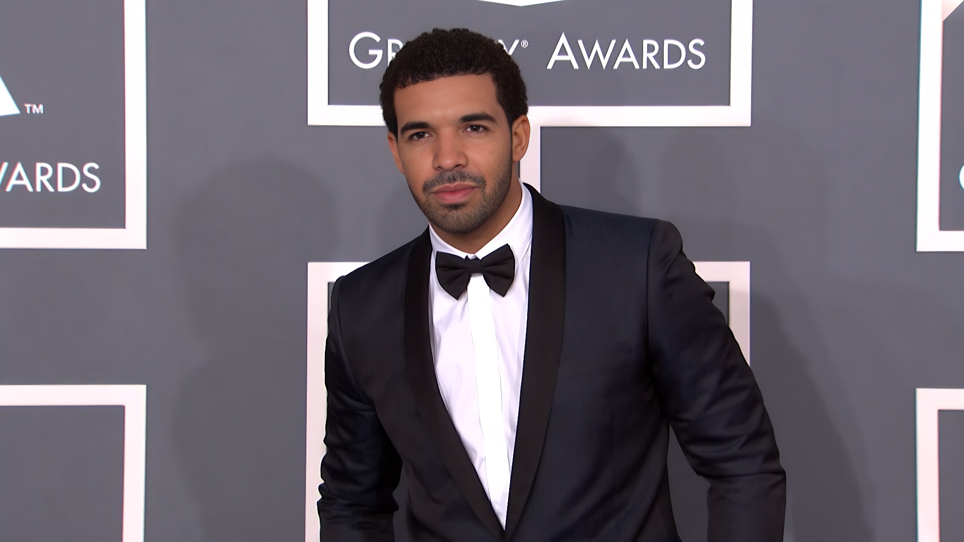 Drake is back on top. A new streaming record has arrived.