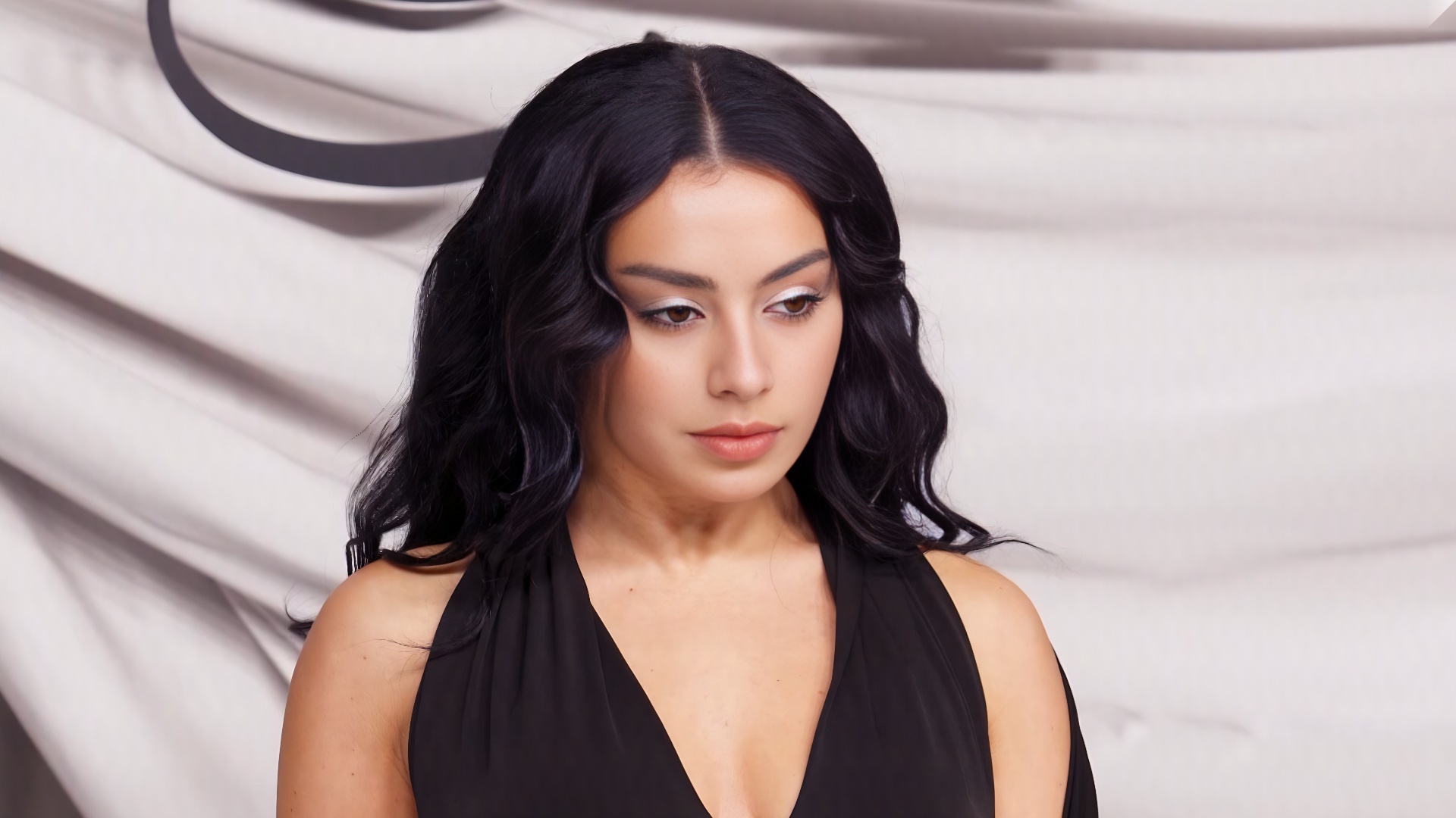 Cooling down the rumors. Charli XCX addresses her next album.